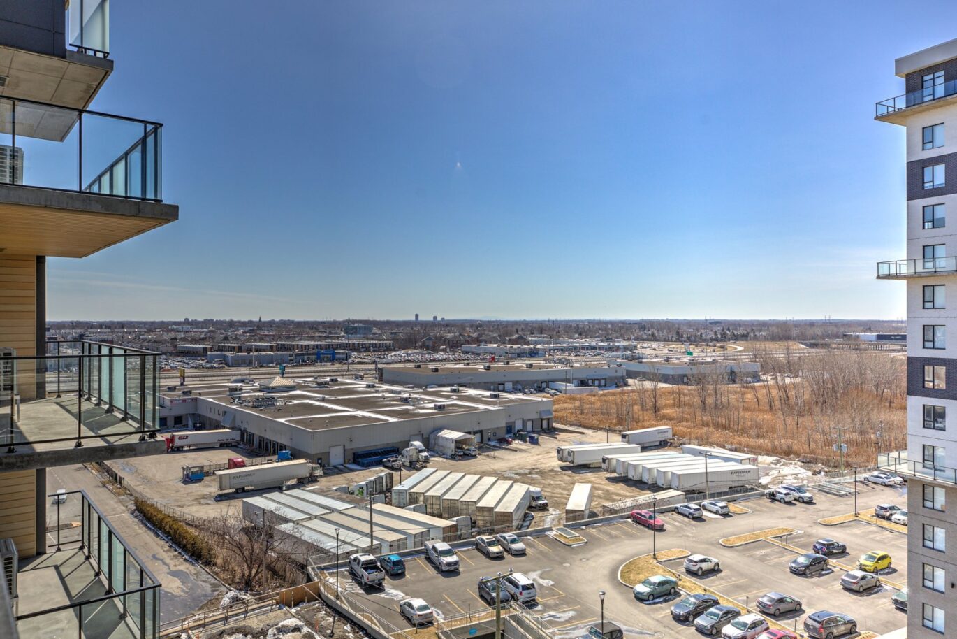 3480 Boul. St-Elzear O. #903  Laval (Chomedey) (Laval)