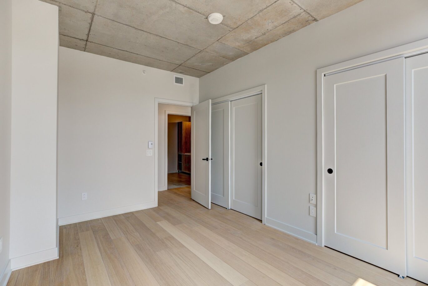 3480 Boul. St-Elzear O. #908  Laval (Chomedey) (Laval)