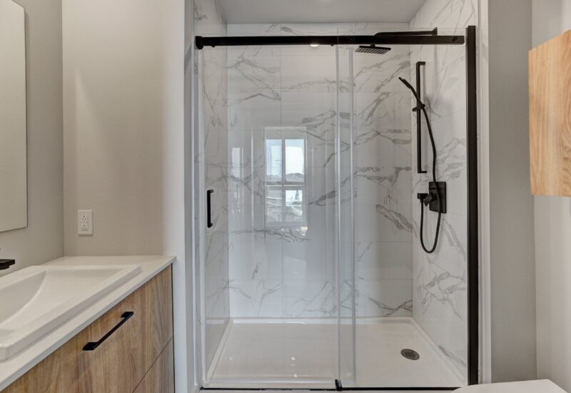 3480 Boul. St-Elzear O. #908  Laval (Chomedey) (Laval)