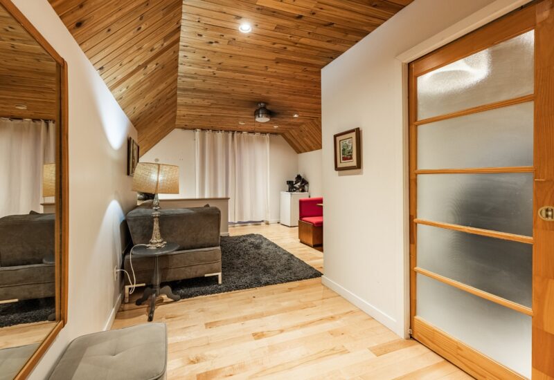 2211 Ch. du Bord-du-Lac Montréal (L&rsquo;Île-Bizard/Sainte-Geneviève) (Montréal)