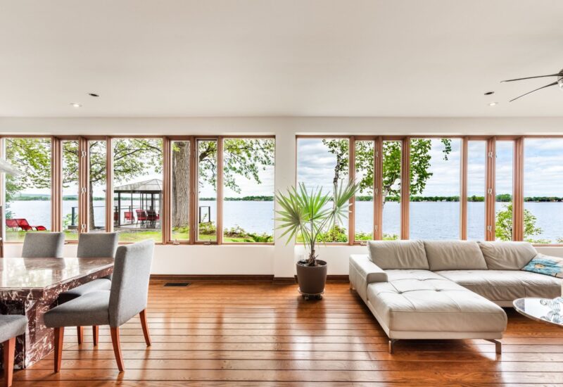 2211 Ch. du Bord-du-Lac Montréal (L&rsquo;Île-Bizard/Sainte-Geneviève) (Montréal)