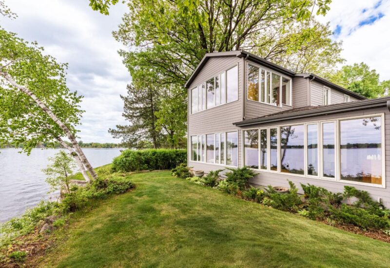 2211 Ch. du Bord-du-Lac Montréal (L&rsquo;Île-Bizard/Sainte-Geneviève) (Montréal)