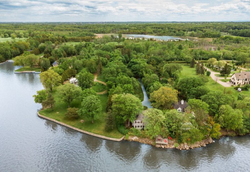 2211 Ch. du Bord-du-Lac Montréal (L&rsquo;Île-Bizard/Sainte-Geneviève) (Montréal)