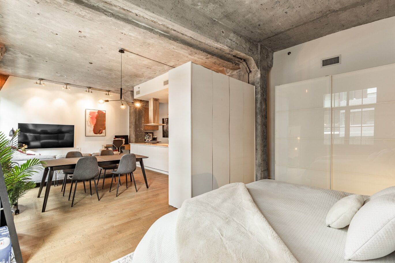 1070 Rue De Bleury #408 Montréal (Ville-Marie) (Montréal)