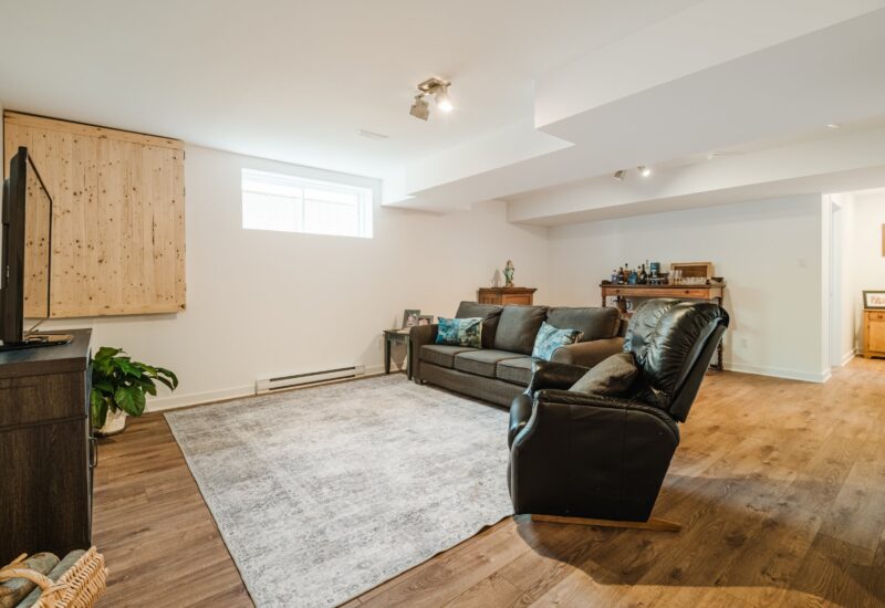 75 Rue Michel-McNabb  Notre-Dame-de-l&rsquo;Île-Perrot (Montérégie)