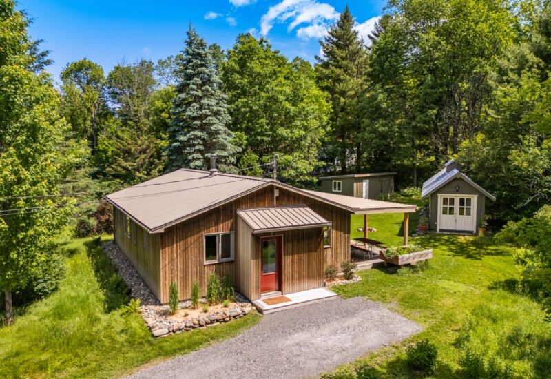 4 Rue Larivée  Sutton (Estrie)