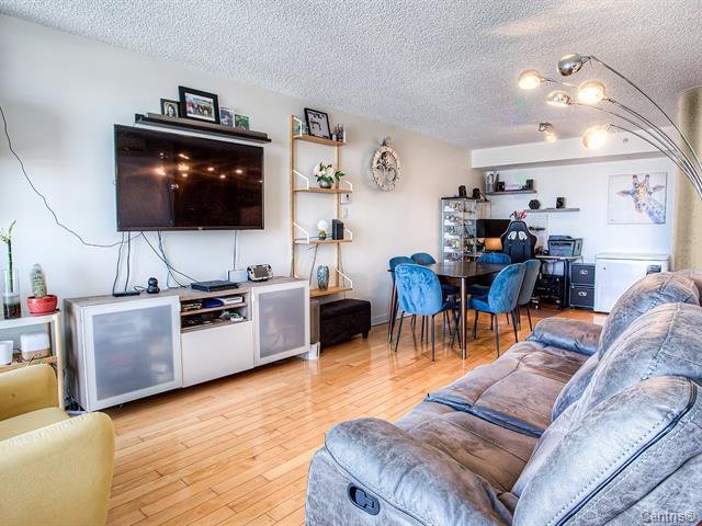 4720 Rue Jean-Talon E. #704  Montréal (Saint-Léonard) (Montréal)