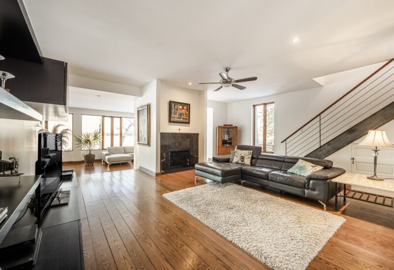 2211 Ch. du Bord-du-Lac Montréal (L’Île-Bizard/Sainte-Geneviève) (Montréal)