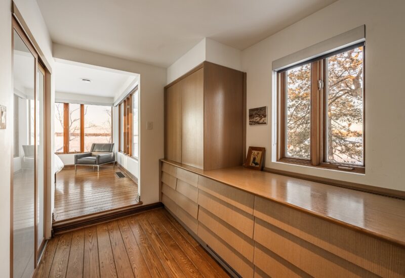 2211 Ch. du Bord-du-Lac Montréal (L’Île-Bizard/Sainte-Geneviève) (Montréal)