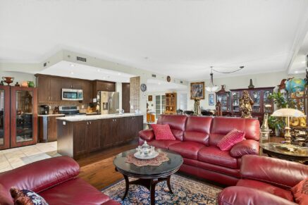 3875 Boul. de Chenonceau #308  Laval (Chomedey) (Laval)