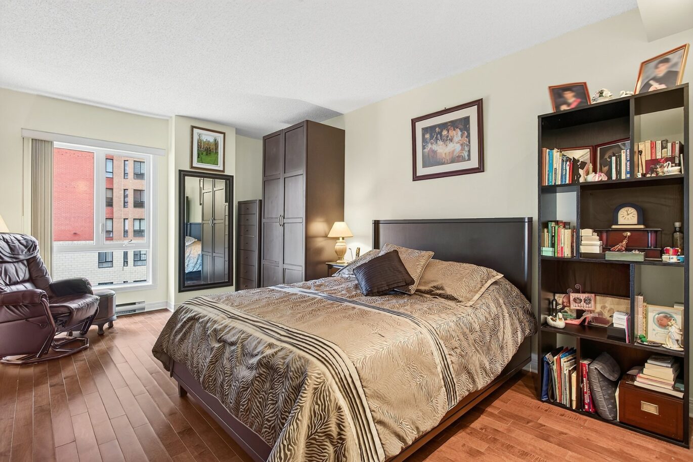 3875 Boul. de Chenonceau #308  Laval (Chomedey) (Laval)
