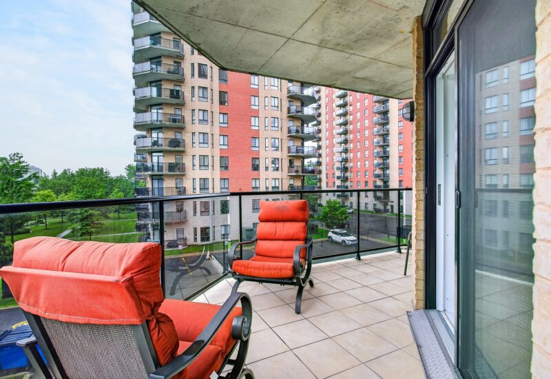 3875 Boul. de Chenonceau #308  Laval (Chomedey) (Laval)