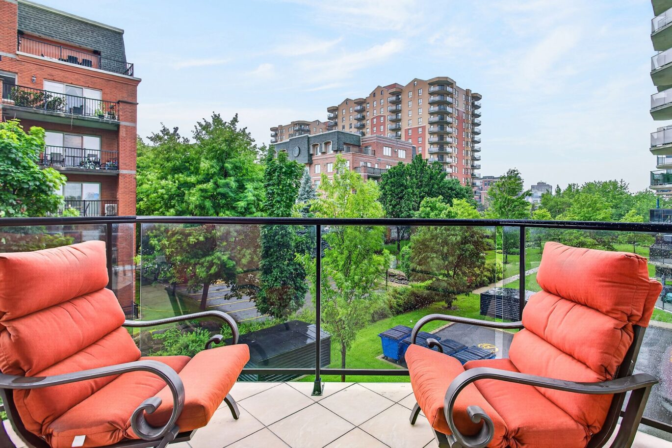 3875 Boul. de Chenonceau #308  Laval (Chomedey) (Laval)