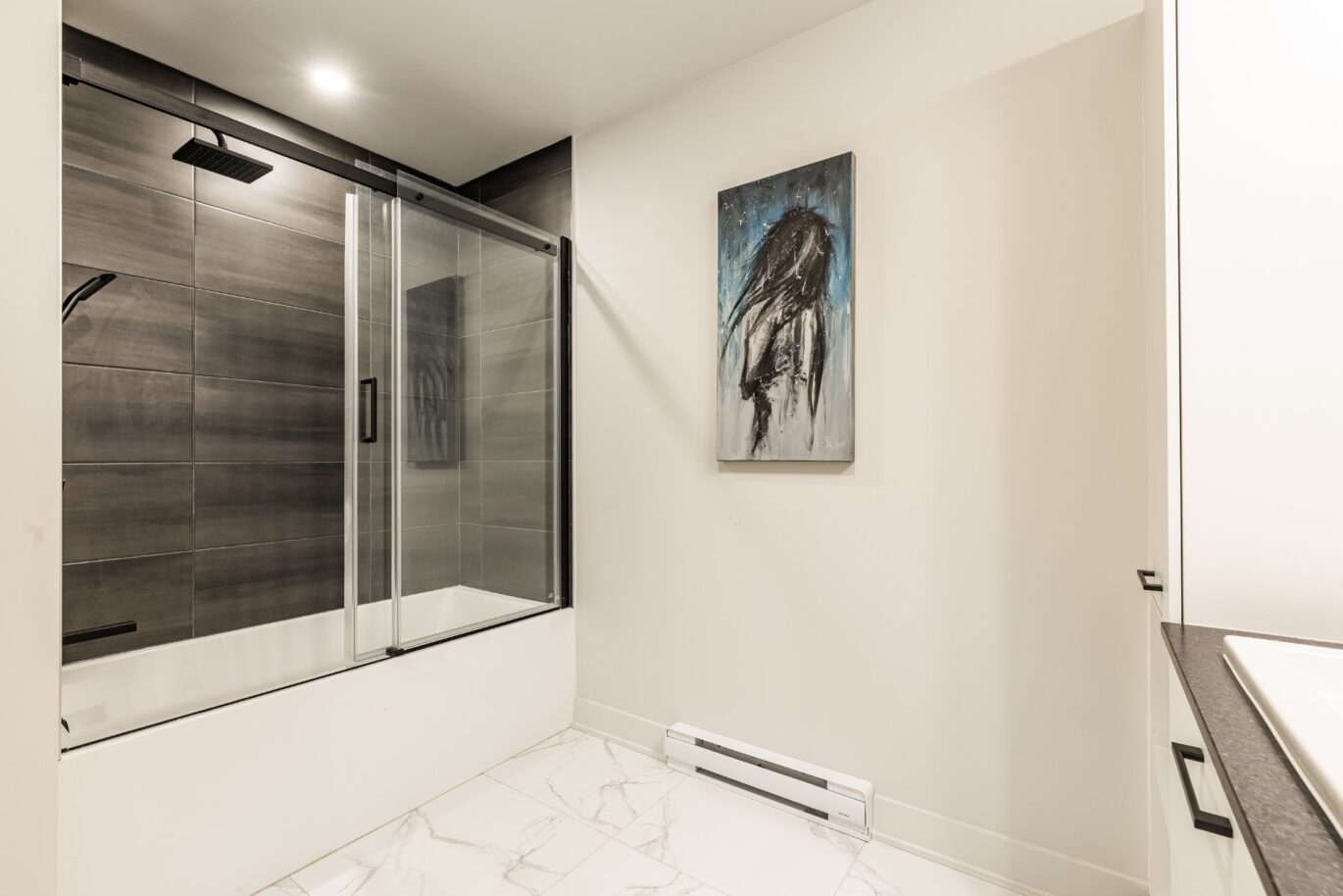 3480 Boul. St-Elzear O. #708  Laval (Chomedey) (Laval)