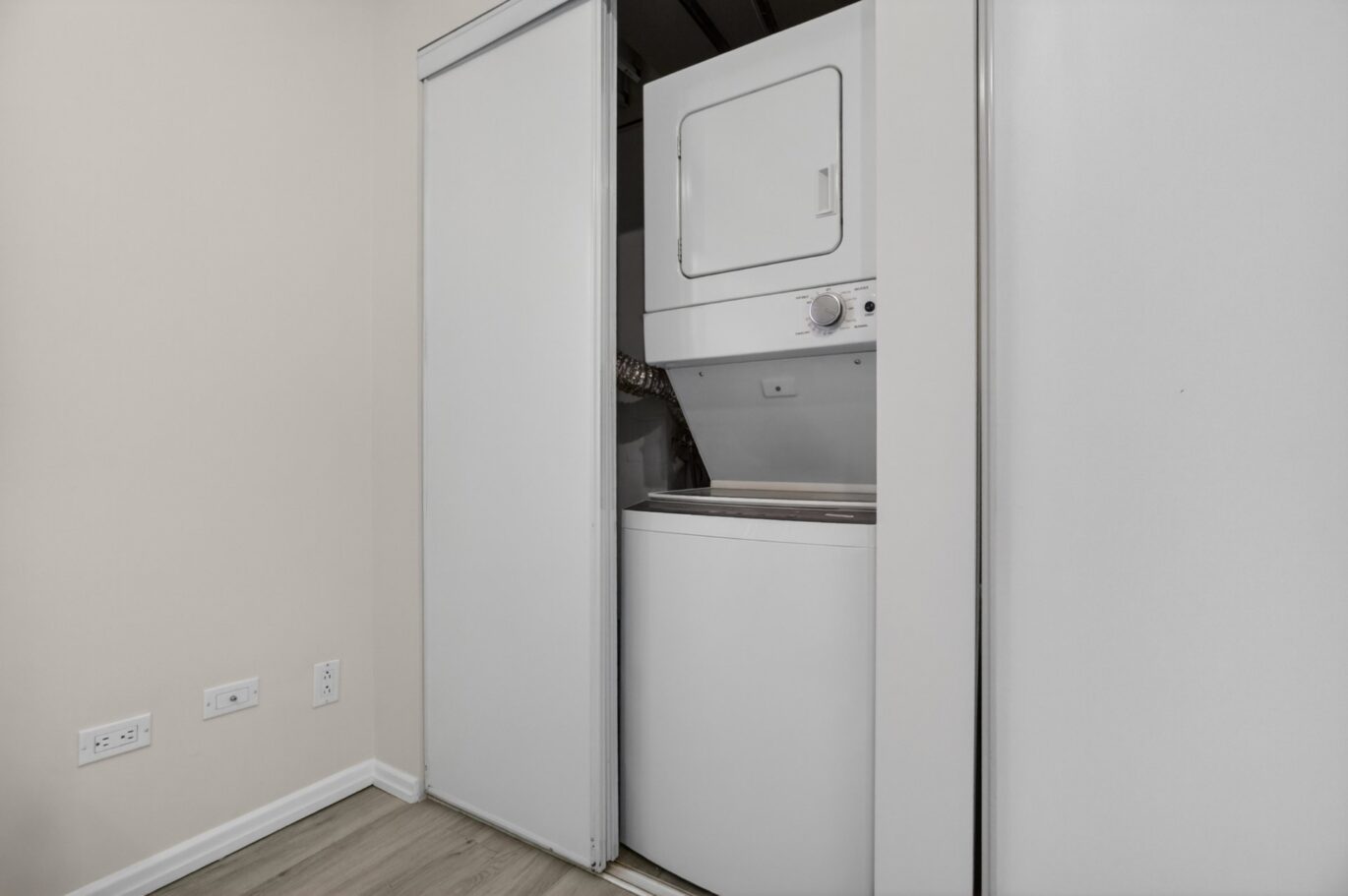 3460 Rue Simpson #206  Montréal (Ville-Marie) (Montréal)