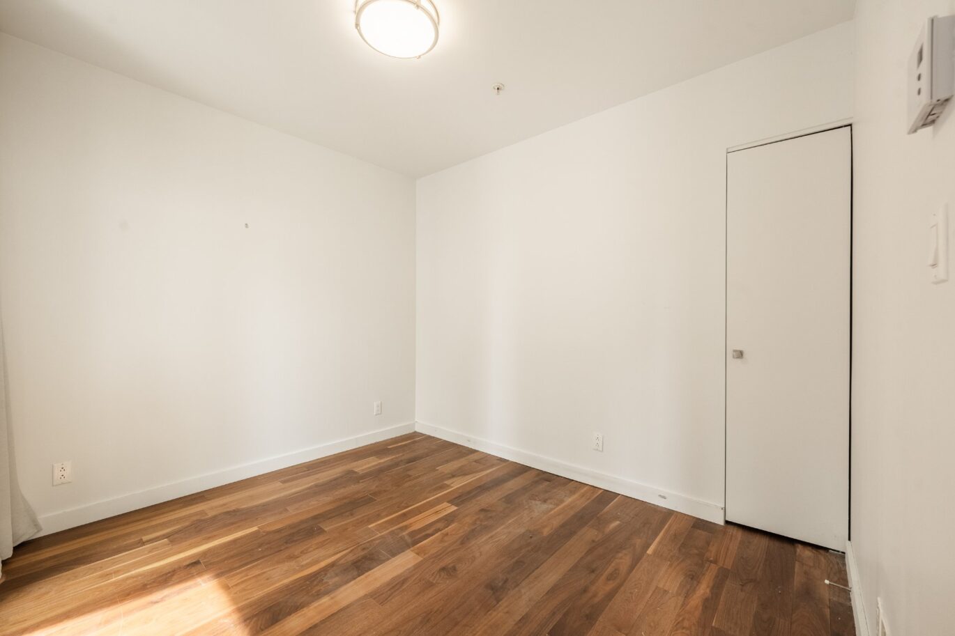 221 Rue St-Jacques #701  Montréal (Ville-Marie) (Montréal)