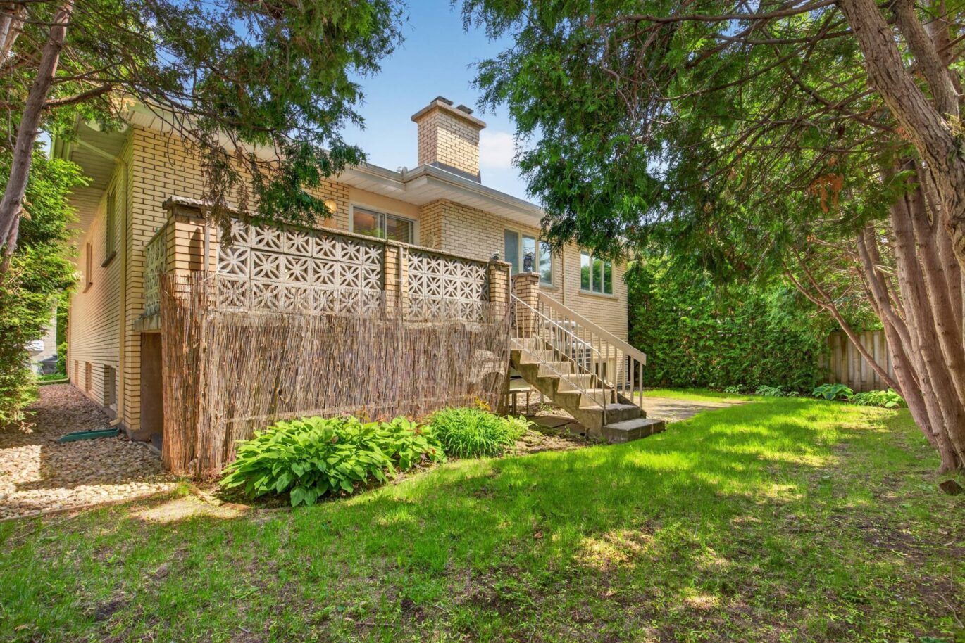 5664 Av. Edgemore Côte-Saint-Luc (Montréal)