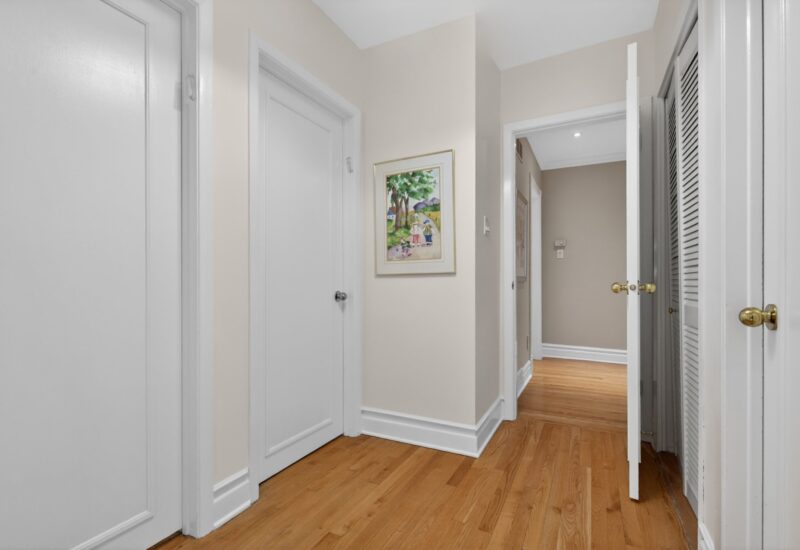 5664 Av. Edgemore Côte-Saint-Luc (Montréal)