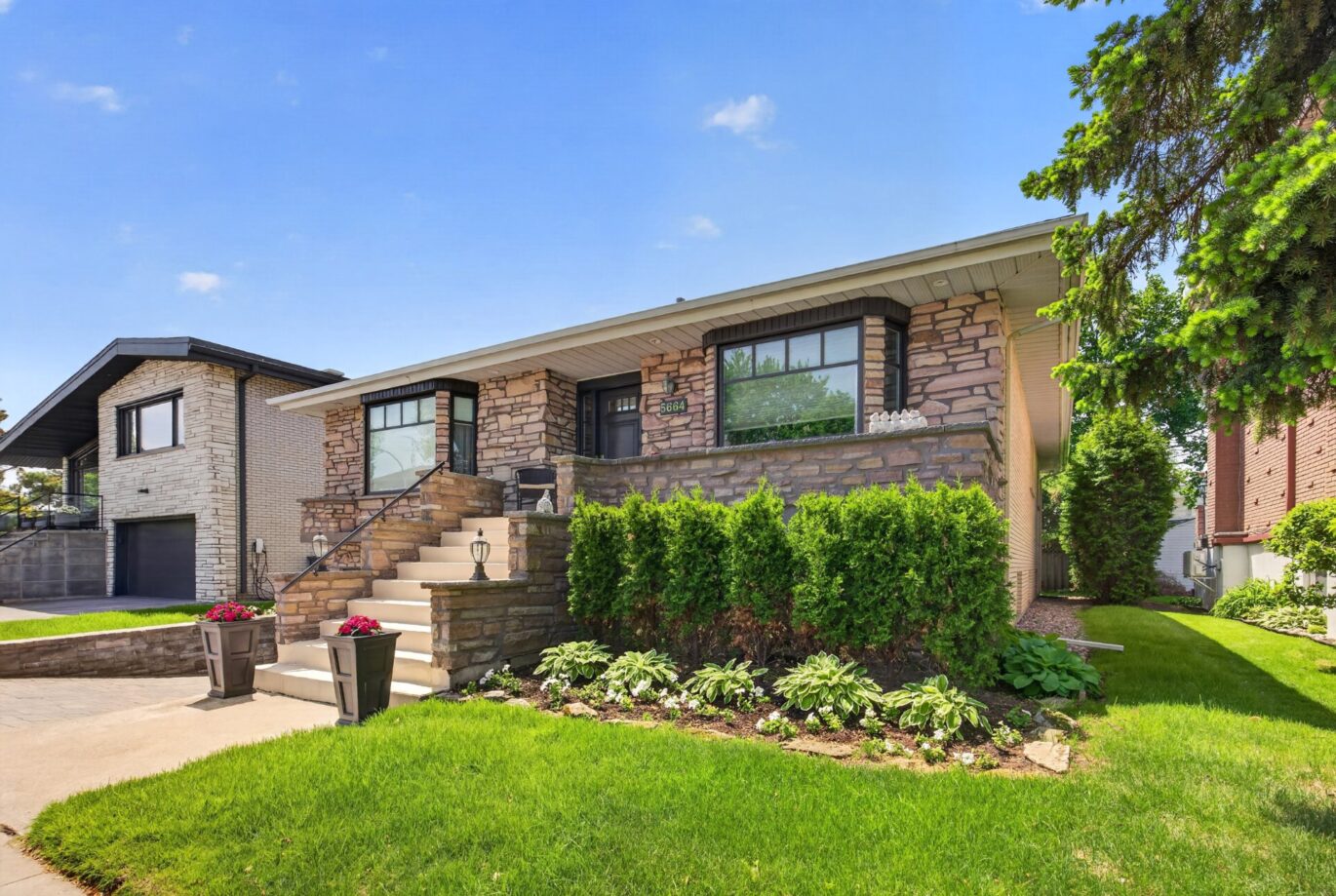 5664 Av. Edgemore Côte-Saint-Luc (Montréal)