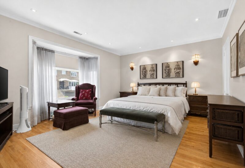 5664 Av. Edgemore Côte-Saint-Luc (Montréal)