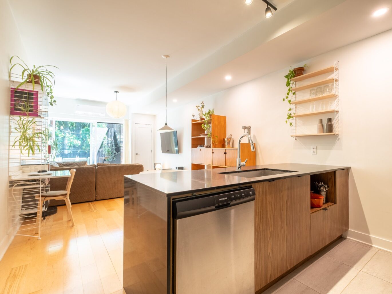 5506 1re Avenue #C  Montréal (Rosemont/La Petite-Patrie) (Montréal)