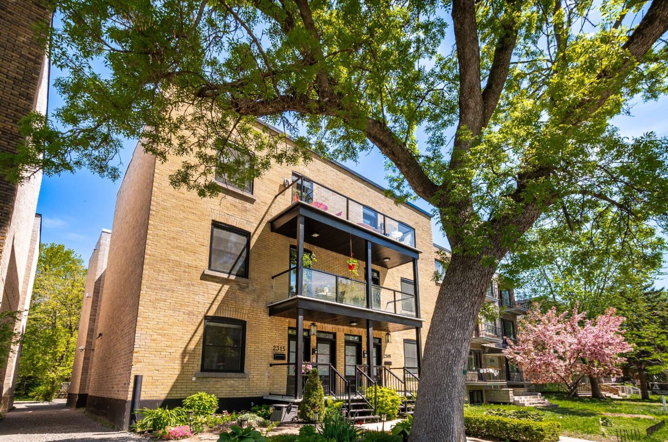 2315 Av. Madison  Montréal (Côte-des-Neiges/Notre-Dame-de-Grâce) (Montréal)