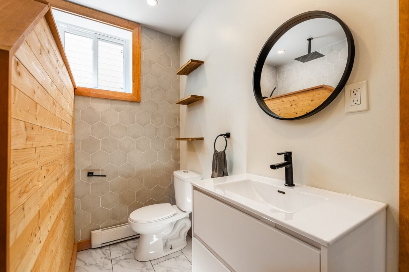 1644 Rue St-Pierre #2  Longueuil (Le Vieux-Longueuil) (Montérégie)