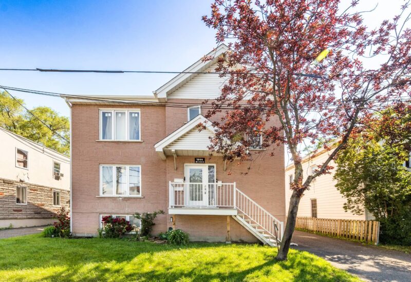 1644 Rue St-Pierre #2  Longueuil (Le Vieux-Longueuil) (Montérégie)