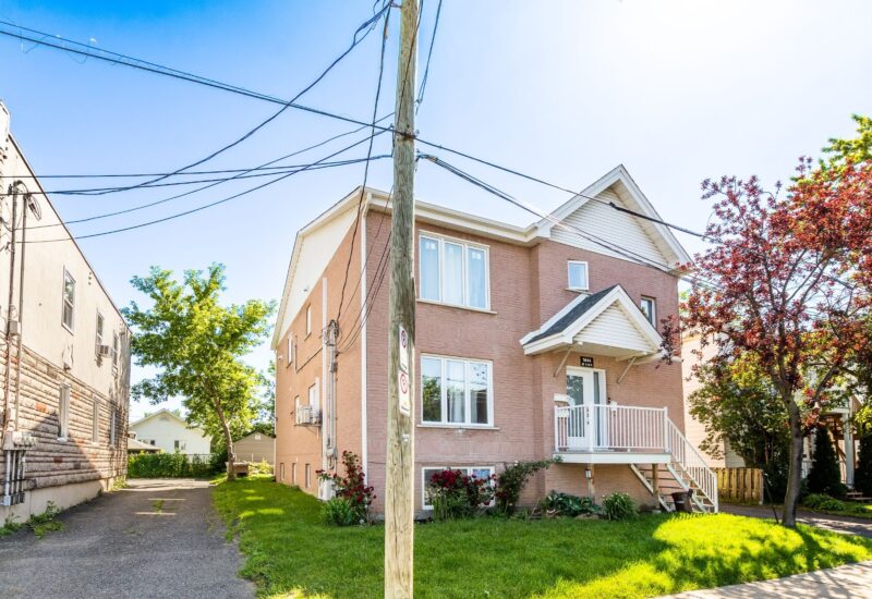 1644 Rue St-Pierre #2  Longueuil (Le Vieux-Longueuil) (Montérégie)
