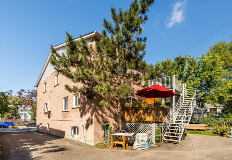 1644 Rue St-Pierre #2  Longueuil (Le Vieux-Longueuil) (Montérégie)
