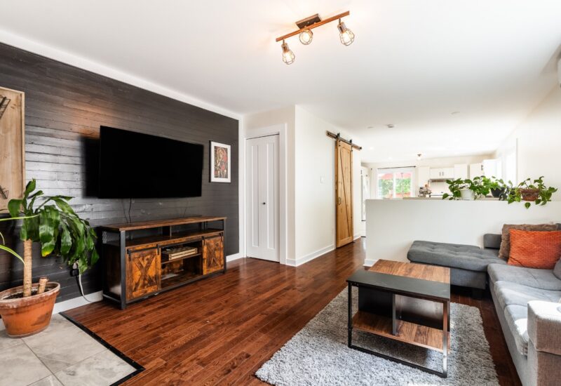 1644 Rue St-Pierre #2  Longueuil (Le Vieux-Longueuil) (Montérégie)