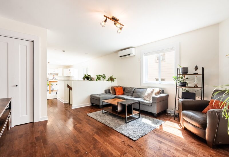 1644 Rue St-Pierre #2  Longueuil (Le Vieux-Longueuil) (Montérégie)