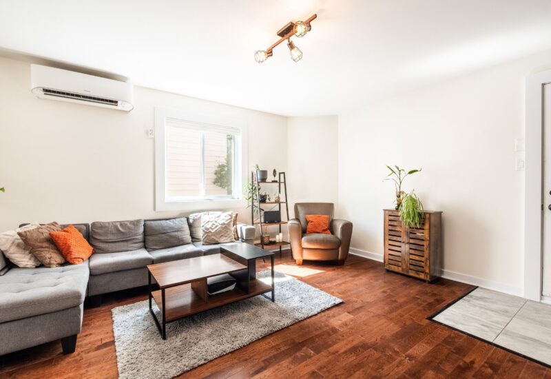 1644 Rue St-Pierre #2  Longueuil (Le Vieux-Longueuil) (Montérégie)