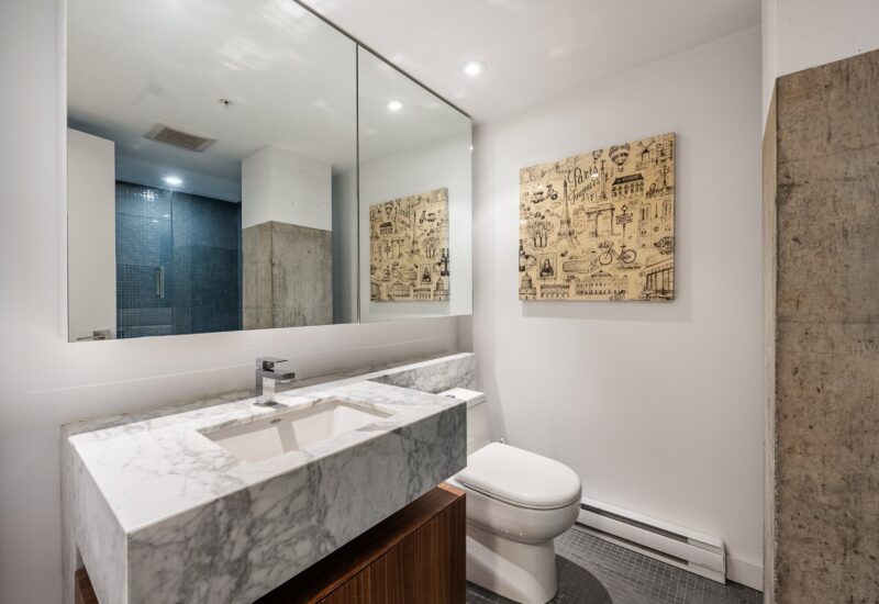 221 Rue St-Jacques #104 Montréal (Ville-Marie) (Montréal)