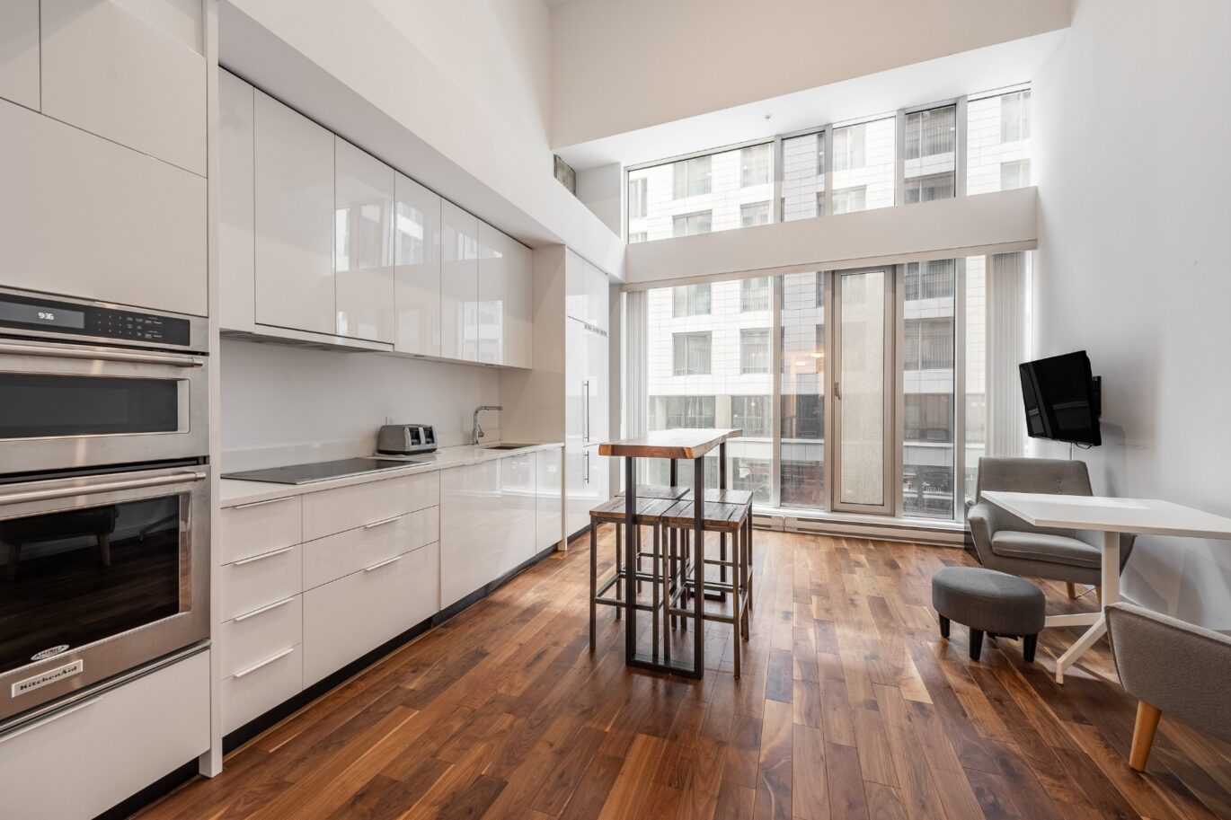 221 Rue St-Jacques #104  Montréal (Ville-Marie) (Montréal)