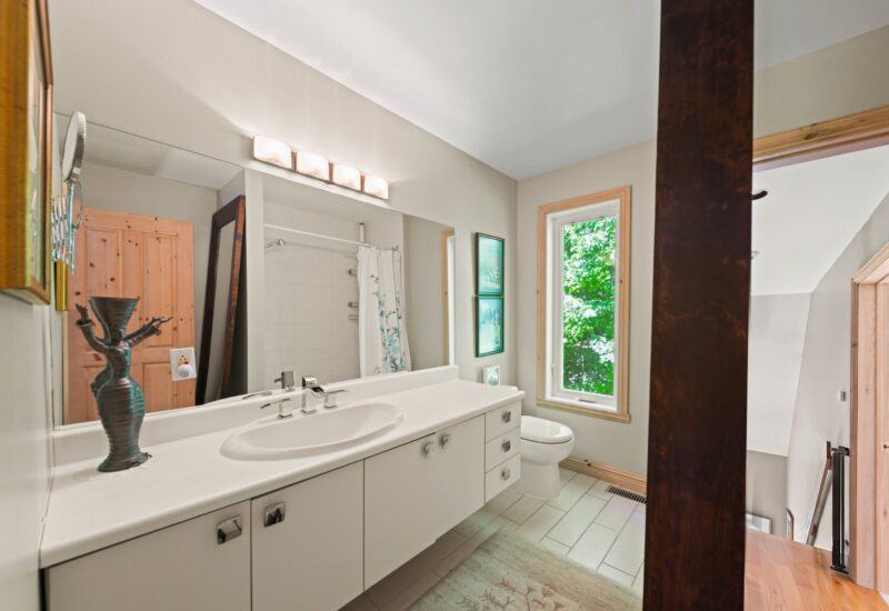 574 Ch. des Cèdres  Piedmont (Laurentides)