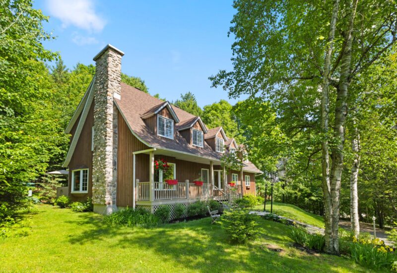 574 Ch. des Cèdres  Piedmont (Laurentides)