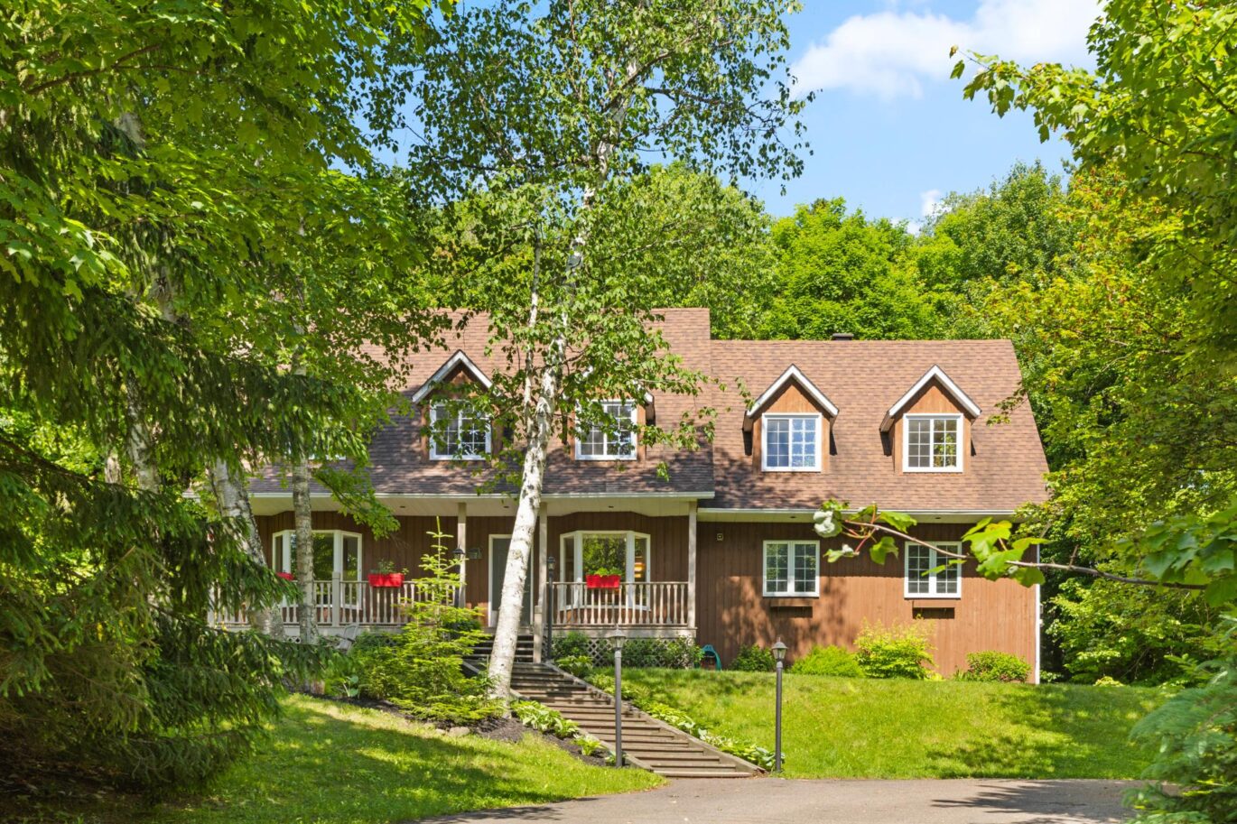 574 Ch. des Cèdres  Piedmont (Laurentides)