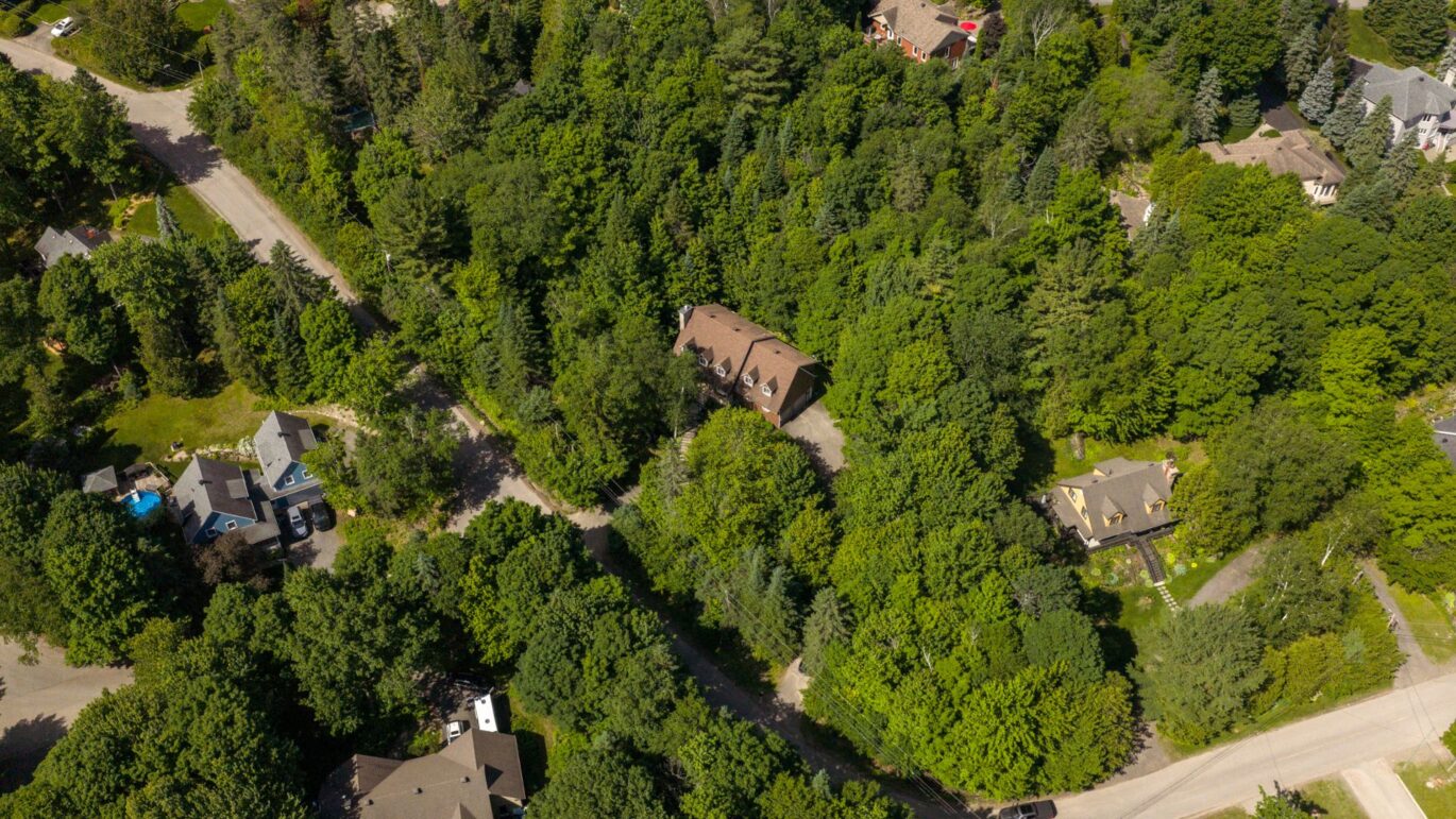 574 Ch. des Cèdres  Piedmont (Laurentides)