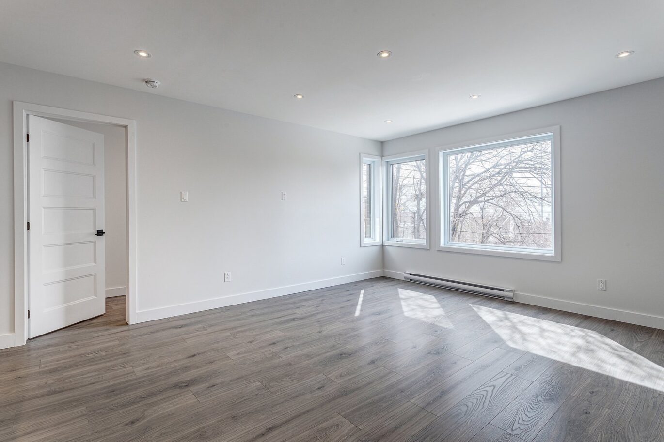 25 Av. Lowland #3  Montréal (Lachine) (Montréal)
