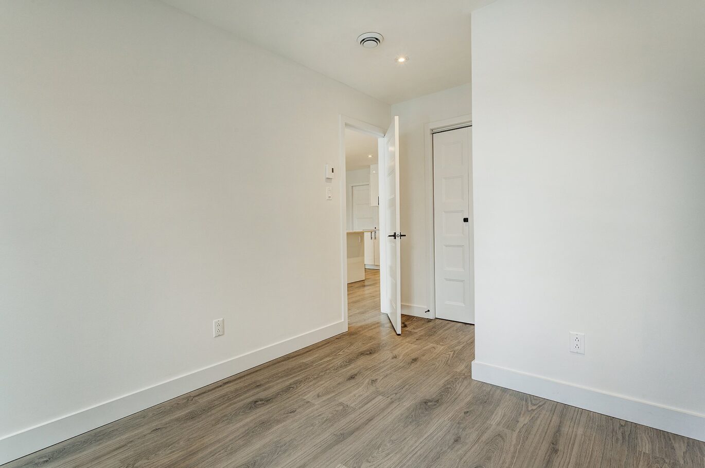 25 Av. Lowland #3  Montréal (Lachine) (Montréal)