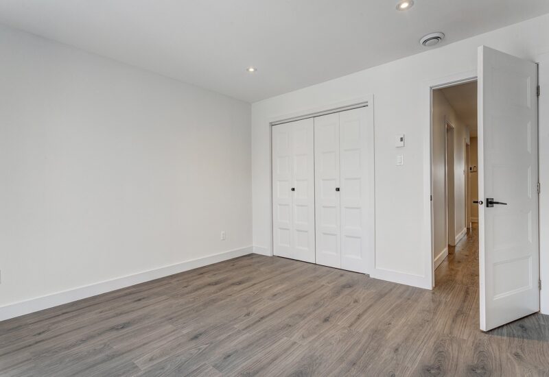 25 Av. Lowland #3  Montréal (Lachine) (Montréal)