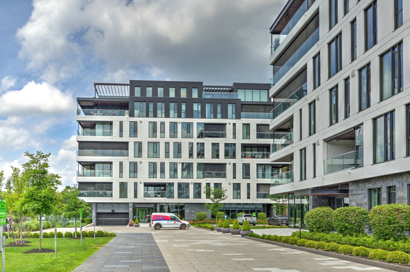 1300 Rue les Érables #406  Laval (Laval-sur-le-Lac) (Laval)