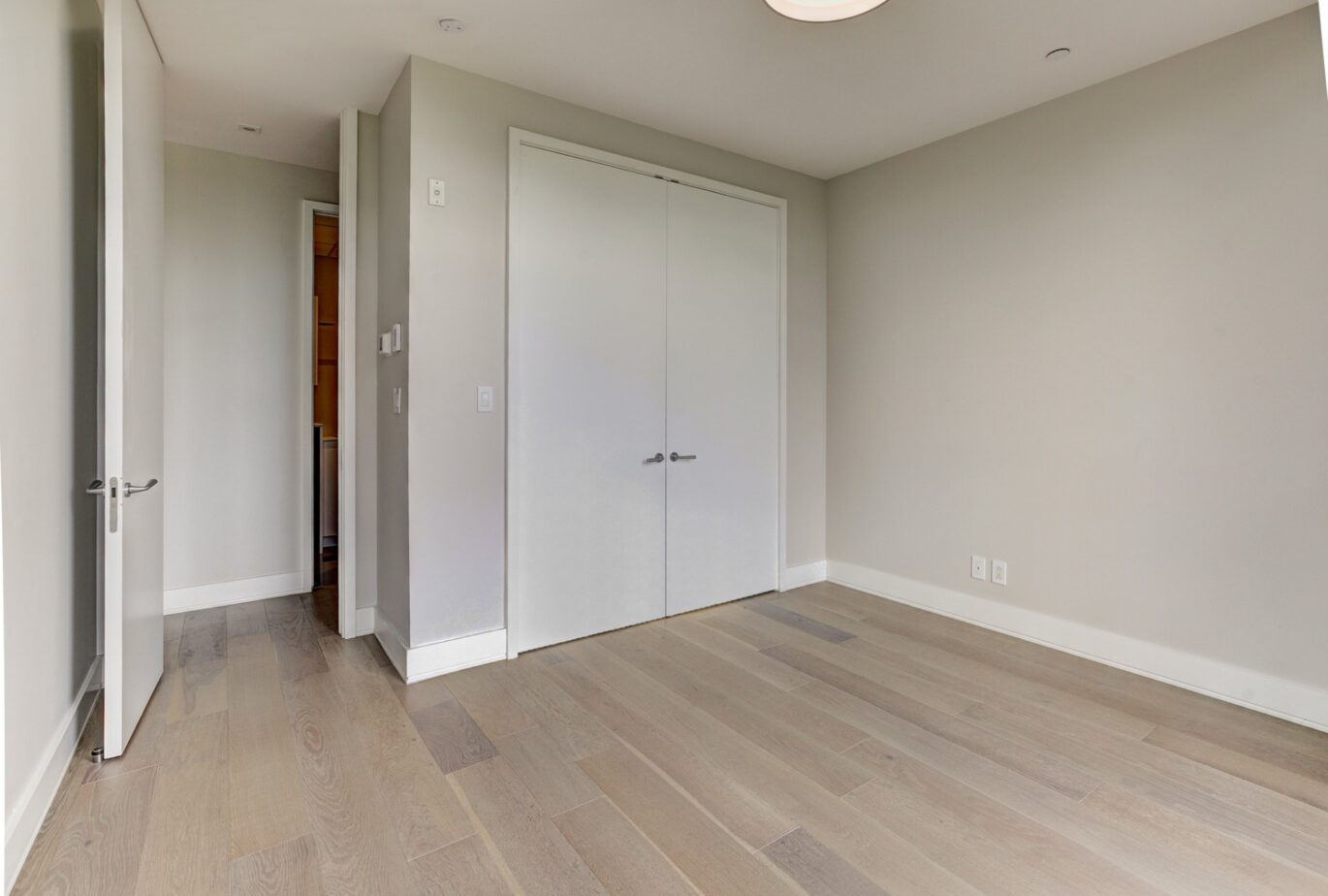 1300 Rue les Érables #406  Laval (Laval-sur-le-Lac) (Laval)