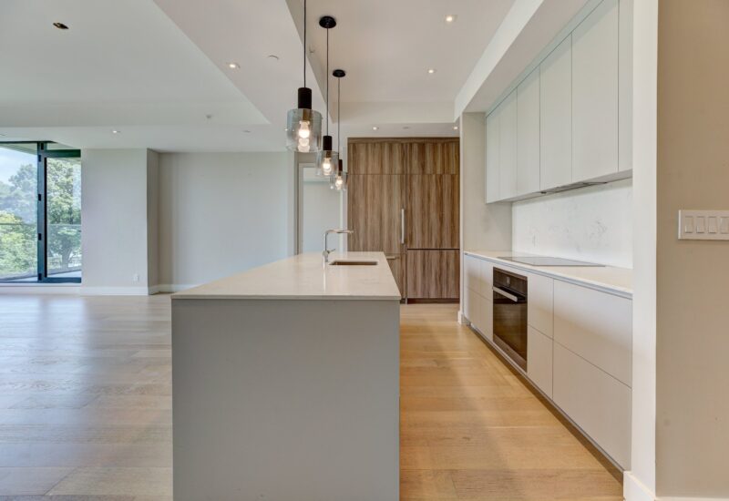 1300 Rue les Érables #406  Laval (Laval-sur-le-Lac) (Laval)