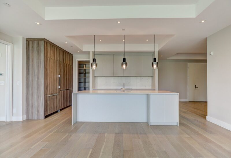 1300 Rue les Érables #406  Laval (Laval-sur-le-Lac) (Laval)