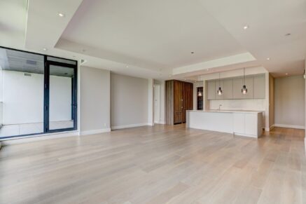 1300 Rue les Érables #406  Laval (Laval-sur-le-Lac) (Laval)