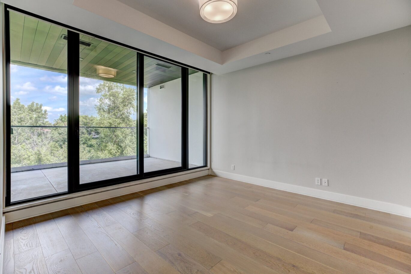 1300 Rue les Érables #406  Laval (Laval-sur-le-Lac) (Laval)