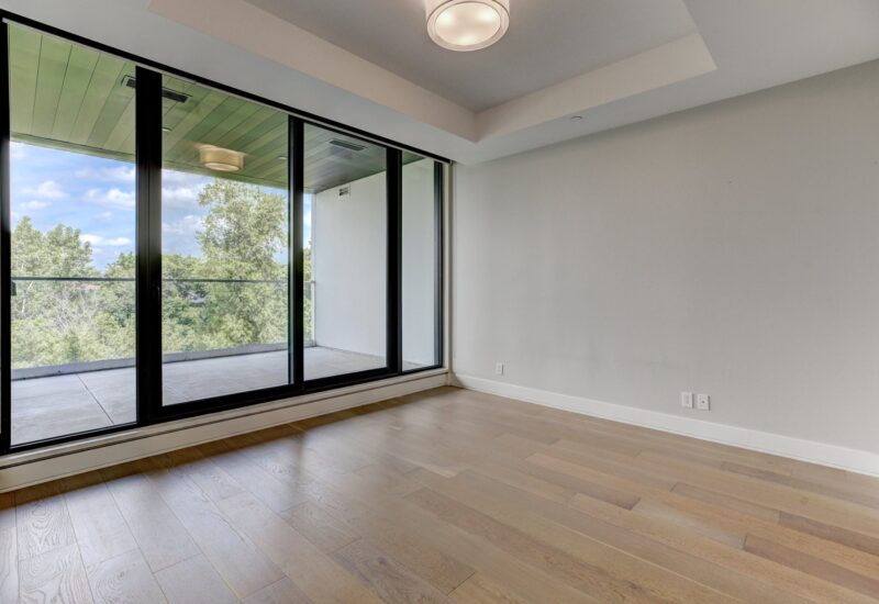 1300 Rue les Érables #406  Laval (Laval-sur-le-Lac) (Laval)