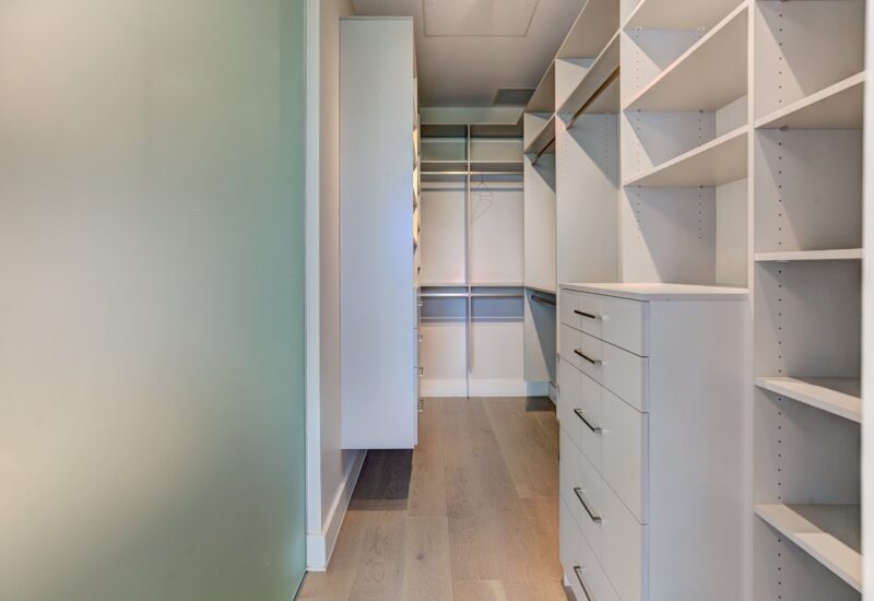 1300 Rue les Érables #406  Laval (Laval-sur-le-Lac) (Laval)